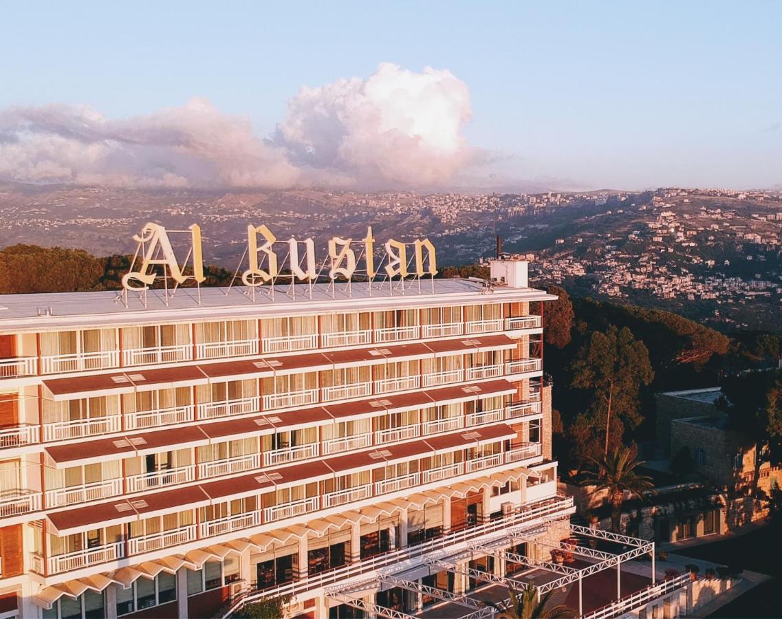 Hotel Al Bustan Beit Mery Buitenkant foto