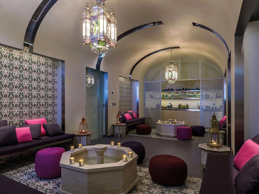 Hotel Al Bustan Beit Mery Buitenkant foto